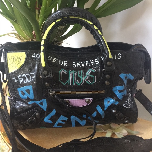 BALENCIAGA City Graffiti Bag Authentic ‼️ - Picture 2 of 8